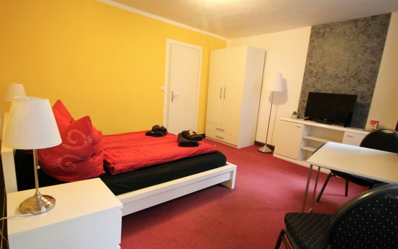 Готель Sleep In Hamburg St. Pauli Екстер'єр фото